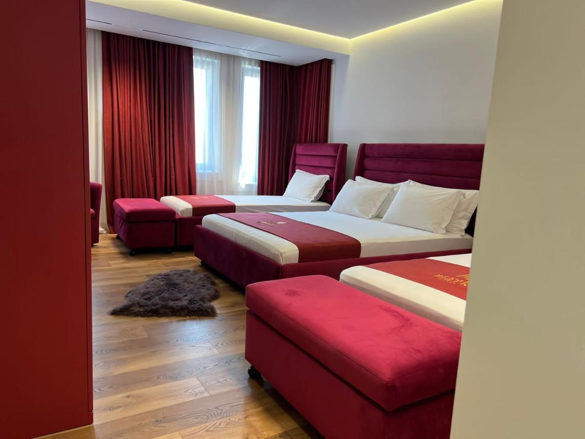 Mark Hotel Tirana Bërxull Eksteriør bilde