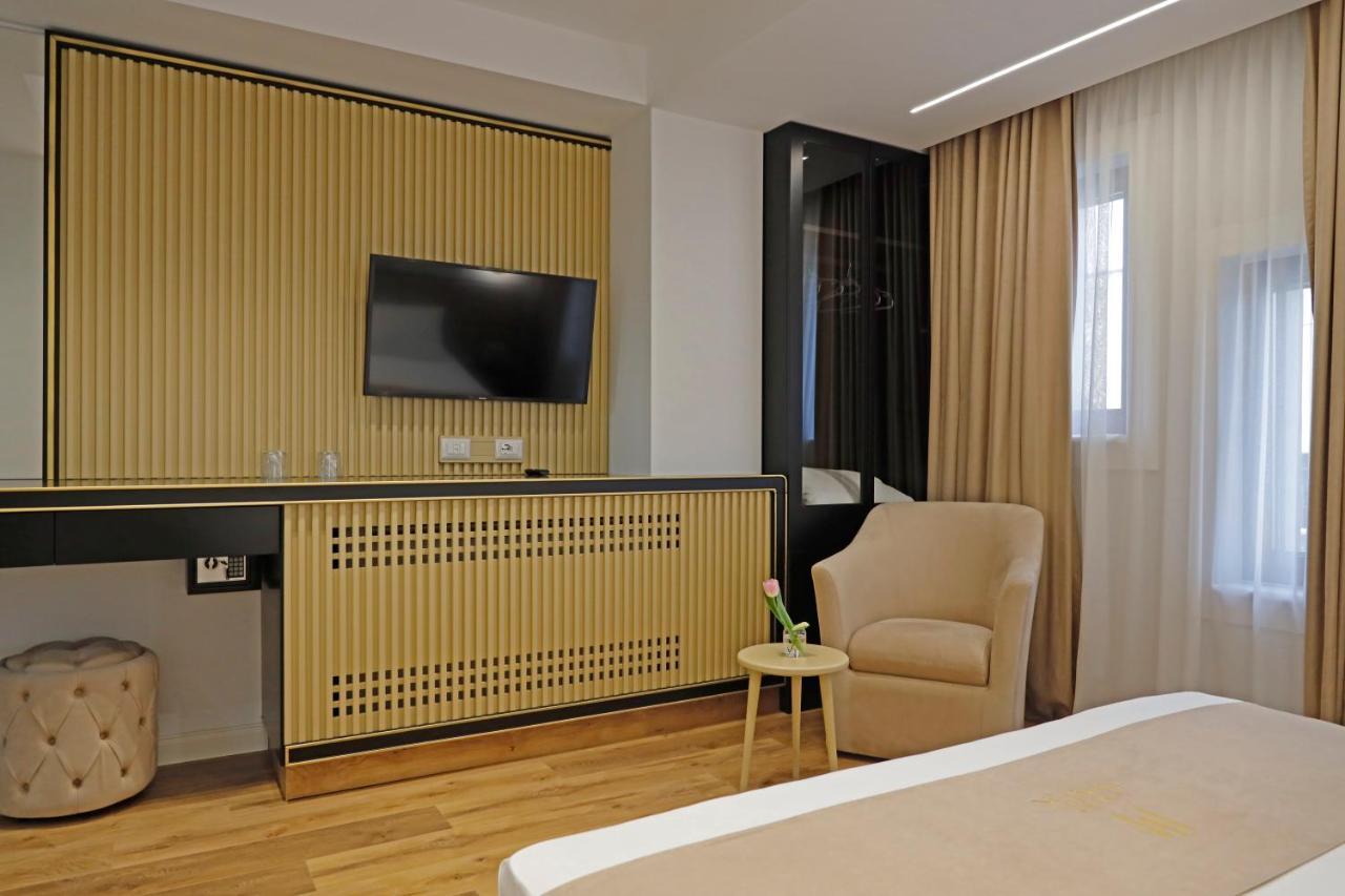 Mark Hotel Tirana Bërxull Eksteriør bilde